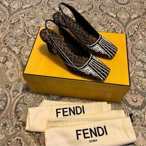 Like New Fendi FFreedom Slingback Heels Women’s Sz 39 Worn 1x